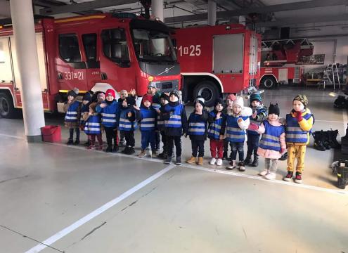 Wycieczka przedszkolaków do Straży Pożarnej